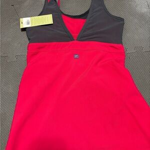 Zobha Red and Gray Athletic Top size 0